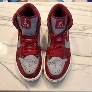 Nike Air Jordan 1 Mid Team Red Grey Men’s Size 10 DQ8426-615